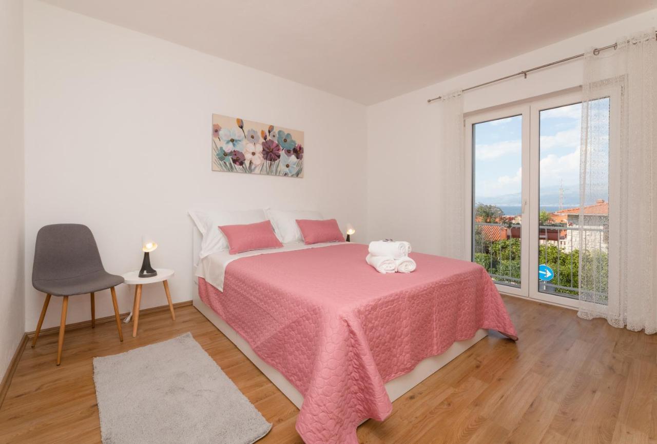 Nona - Center, 150 Meters From The